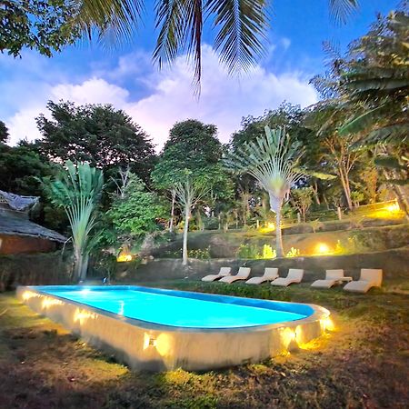 Banyan Bay Villas Koh Jum Bagian luar foto