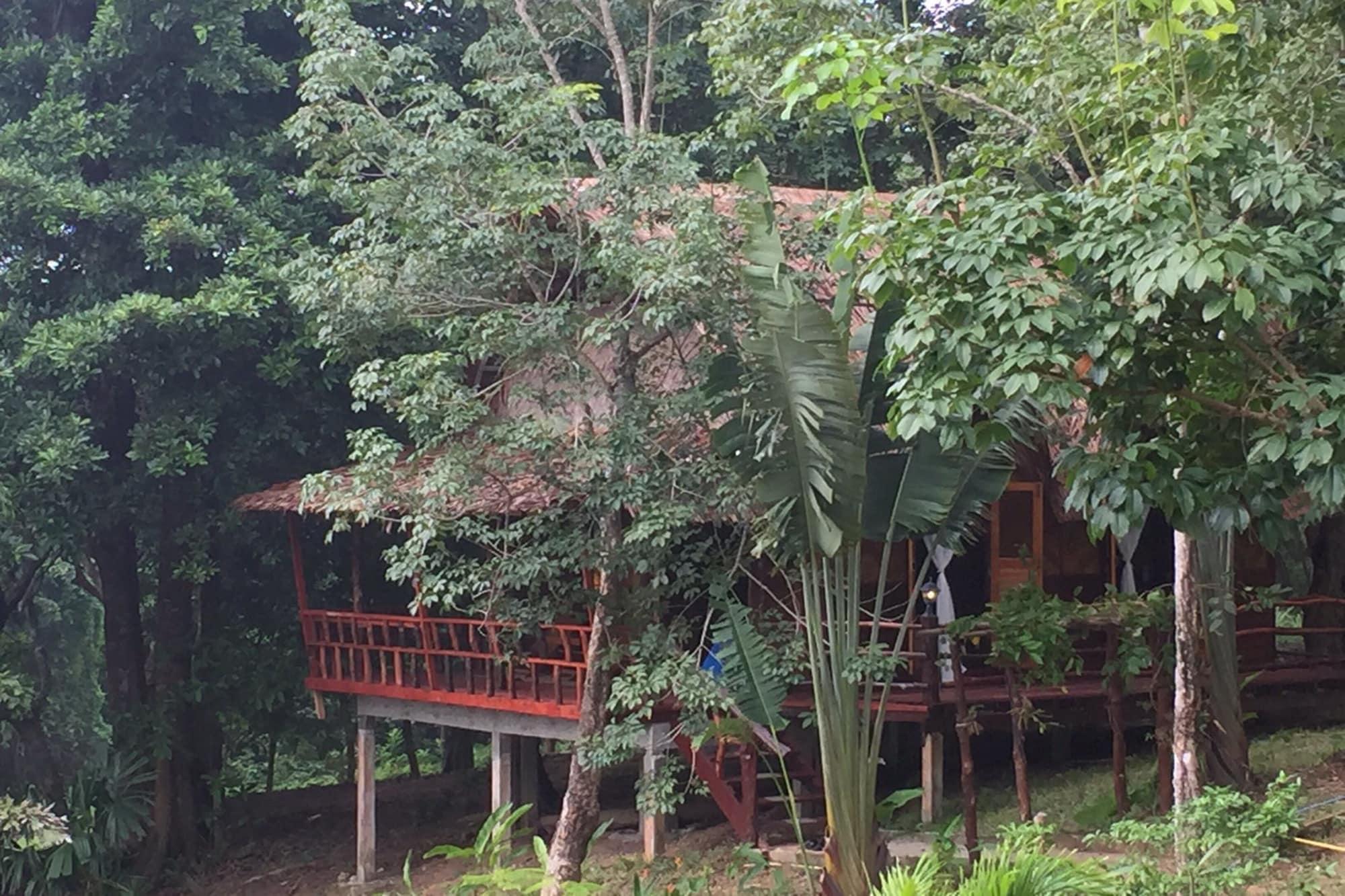 Banyan Bay Villas Koh Jum Bagian luar foto