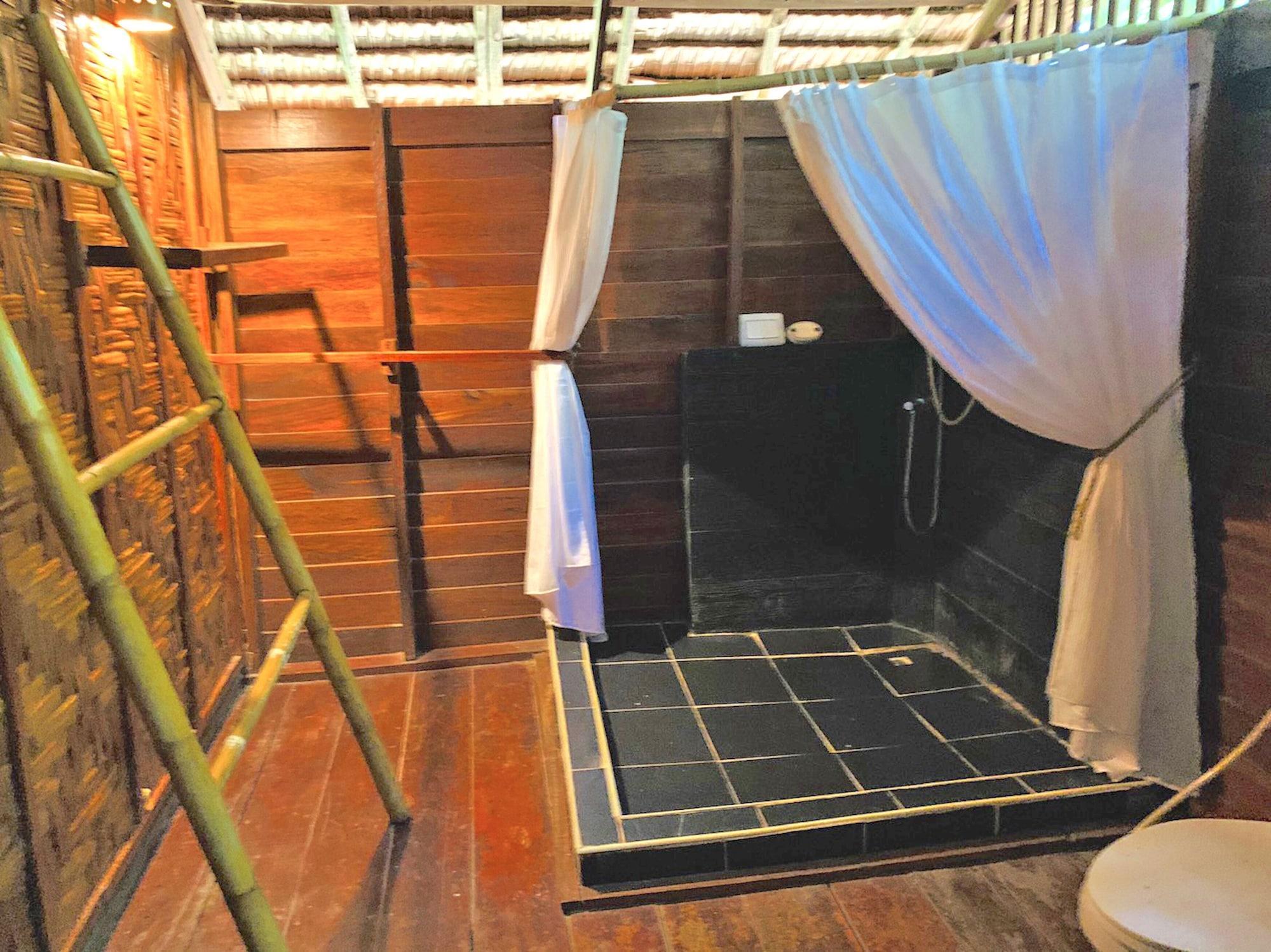 Banyan Bay Villas Koh Jum Bagian luar foto